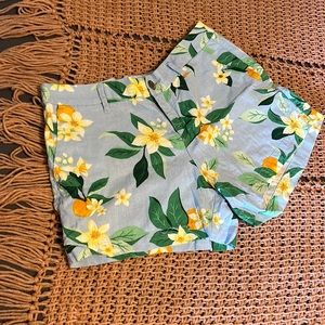 Old Navy shorts size 2